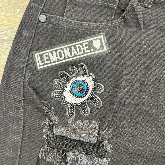 Black Label C’est Toi Girls Destroyed Shorts NWT Size S - A107/108 - Picture 5 of 8